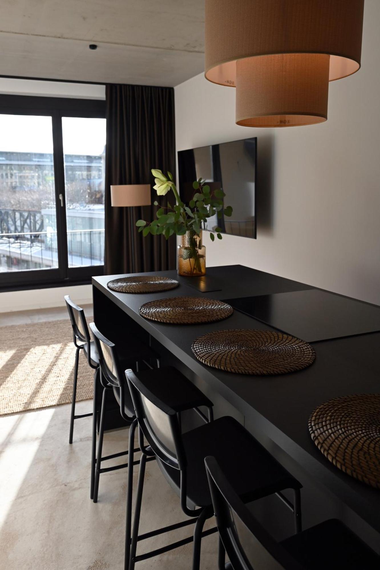 Eiwelhome - Stilvoll, Urban-Ruhig Schlafen, Bahnhofsnah, Balkon Erfurt Exterior photo